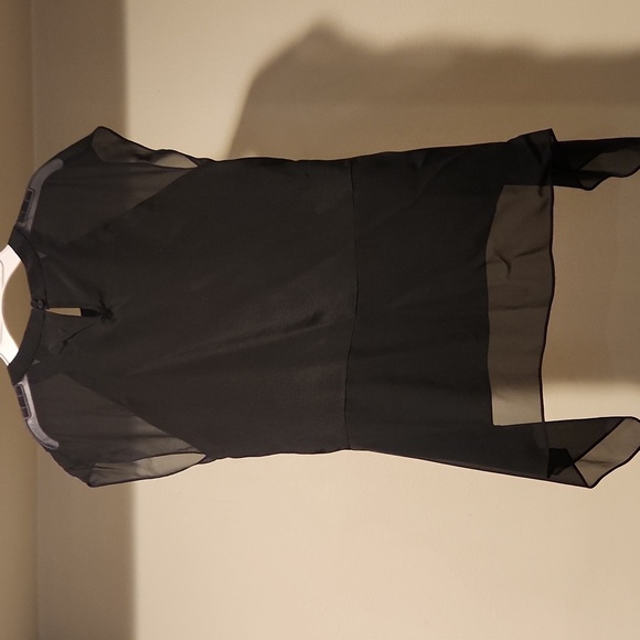 ❤️ BCBGMAXAZRIA SAMMIE SILK TOP, XS - Picture 11 of 13